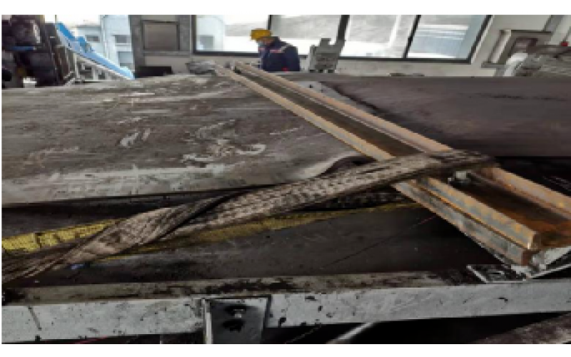 KWZK乐玩体育在线注册,乐玩体育（中国）钢丝输送带硫化机胶接工艺流程分享