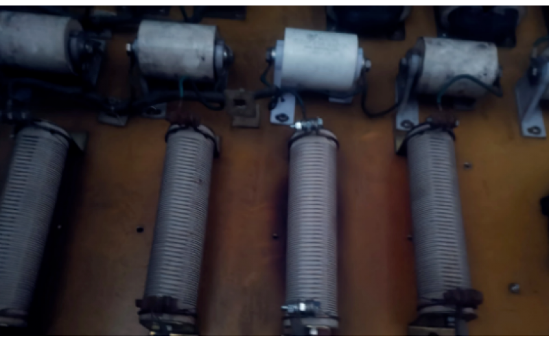 贵阳乐玩体育在线注册,乐玩体育（中国）-电工最怕软故障，但是修好的那一刻，很骄傲！